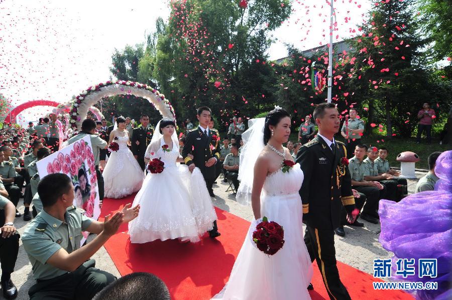 Массовые свадьбы китайских военных